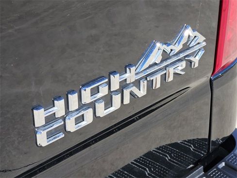 Certified 2024 Chevrolet Silverado 1500 High Country w/ High Country Premium Package image 13