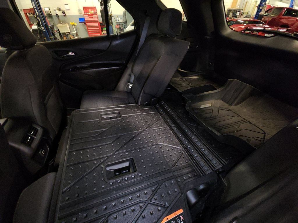 Used 2024 Chevrolet Equinox LT w/ LPO, Floor Liner Package AWD/4WD image 38