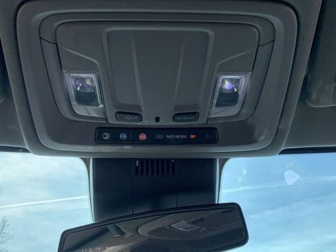 Used 2022 Chevrolet Silverado 1500 RST image 32