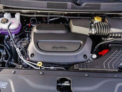 New 2026 Chrysler Pacifica Limited w/ S Appearance Package image 29