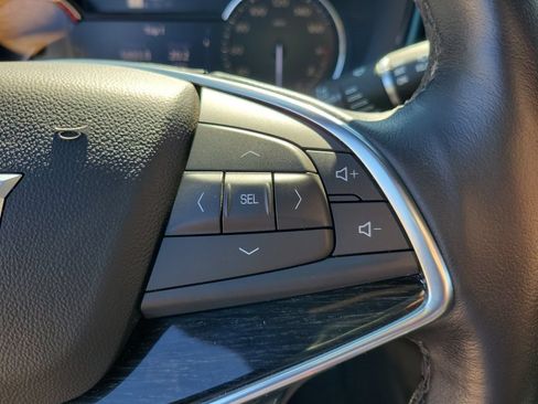 Certified 2022 Cadillac XT5 Premium Luxury w/ LPO, Floor Liner Package FWD image 25