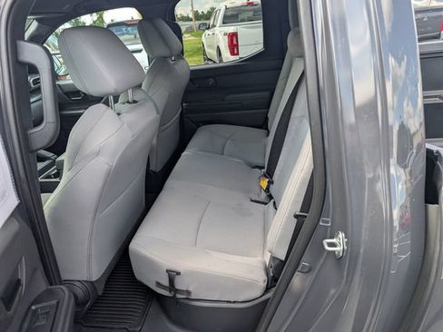 Used 2024 Toyota Tacoma SR5 AWD/4WD image 10