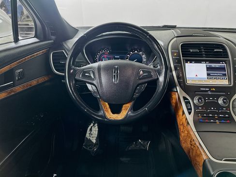 Used 2018 Lincoln MKX Reserve AWD/4WD image 22