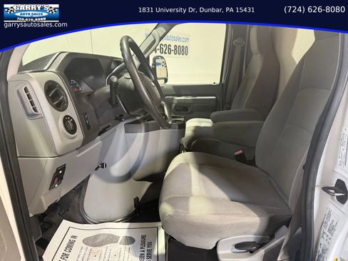 Used 2015 Ford E-350 and Econoline 350 Super Duty image 14