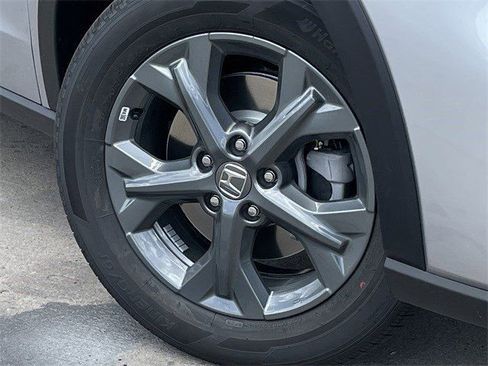 New 2026 Honda HR-V LX image 8