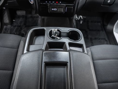 Used 2023 Chevrolet Silverado 1500 Custom AWD/4WD image 31