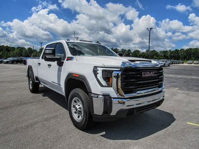 New 2024 GMC Sierra 2500 Pro