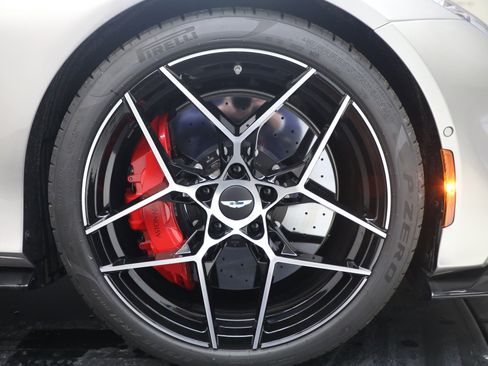 New 2026 Aston Martin Vanquish image 14