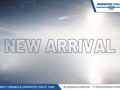 Used 2017 Ford F550 2WD Regular Cab Super Duty image 2