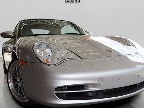 Used 2005 Porsche 911 Carrera image 7