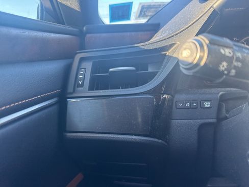 Used 2022 Lexus ES 350 w/ Premium Package image 23