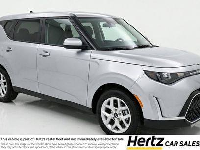 Used 2025 Kia Soul LX w/ LX Technology Package
