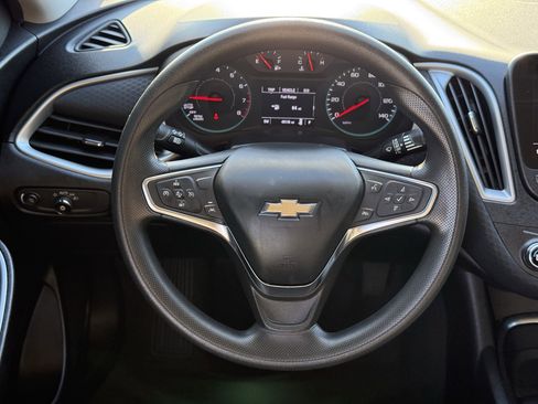 Used 2024 Chevrolet Malibu LT image 15