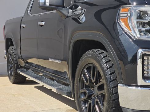 Used 2020 GMC Sierra 1500 SLT RWD image 40