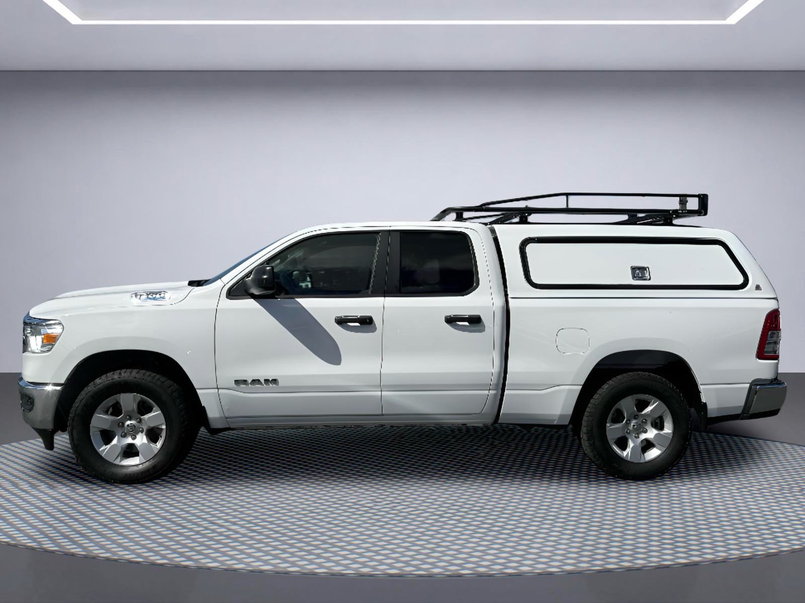 Used 2024 RAM 1500 Big Horn AWD/4WD image 3