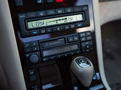 Used 1997 Mercedes-Benz S 500 Coupe image 30