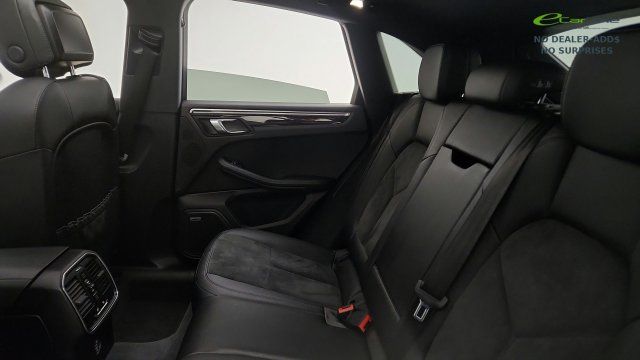 Used 2019 Porsche Macan AWD/4WD image 56