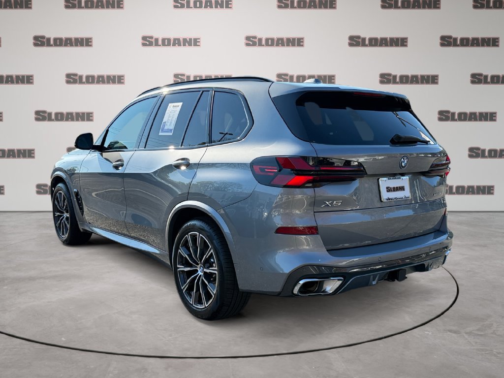 Certified 2026 BMW X5 xDrive50e w/ M Sport Package AWD/4WD image 3