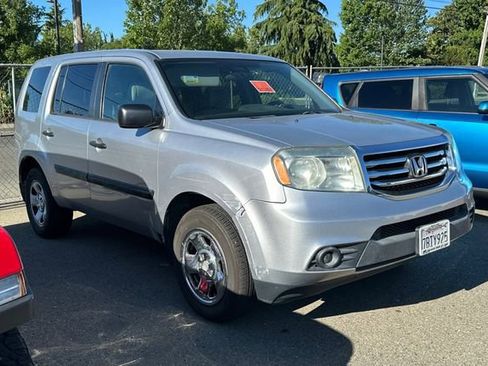 Used 2013 Honda Pilot LX image 2