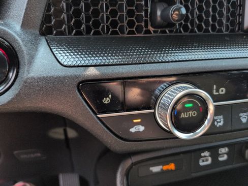 Used 2025 Honda CR-V EX image 19