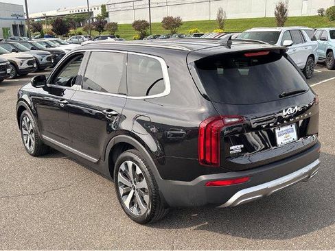 Used 2022 Kia Telluride S AWD/4WD image 14