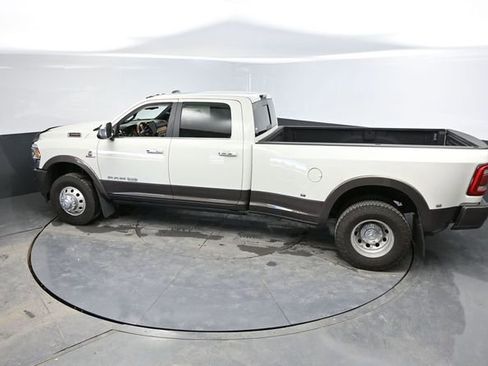 Used 2020 RAM 3500 Limited image 43