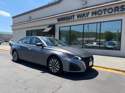 Used 2024 Nissan Altima 2.5 SV