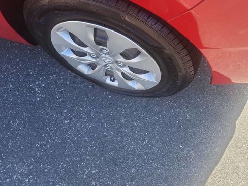 Used 2016 Hyundai Accent SE image 9