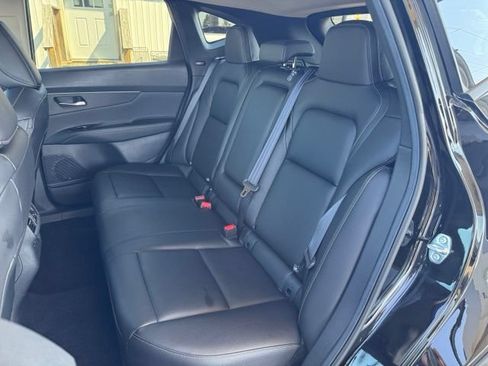 Used 2025 Nissan Murano SV AWD/4WD image 22
