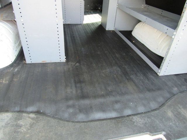 Used 2013 Chevrolet Express 2500 RWD image 22