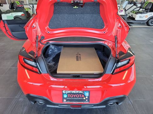 New 2026 Toyota GR86 Premium image 9