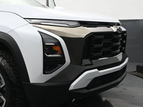 Used 2026 Chevrolet Equinox ACTIV w/ Convenience Package III FWD image 32