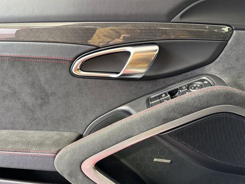 Used 2024 Porsche 718 Cayman GT4 image 11