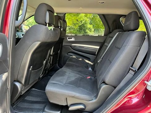 Used 2019 Dodge Durango SXT AWD/4WD image 16