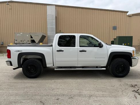 Used 2013 Chevrolet Silverado 1500 LT w/ All-Star Edition AWD/4WD image 4