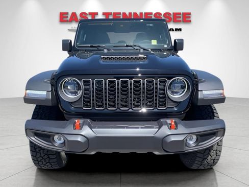 New 2025 Jeep Gladiator Mojave w/ Convenience Group image 8
