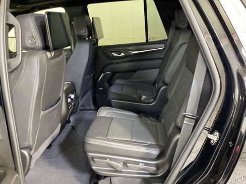 Used 2024 GMC Yukon Denali w/ Advanced Technology Package AWD/4WD image 20