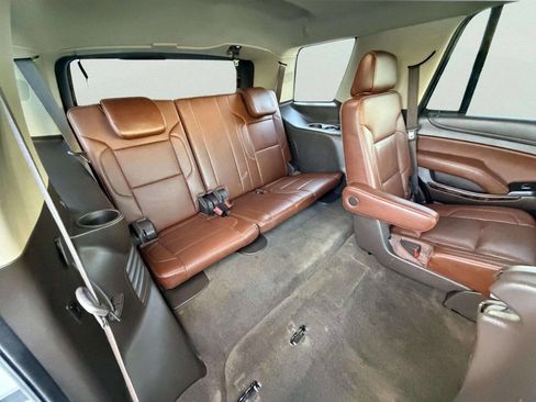 Used 2017 Chevrolet Tahoe Premier AWD/4WD image 35
