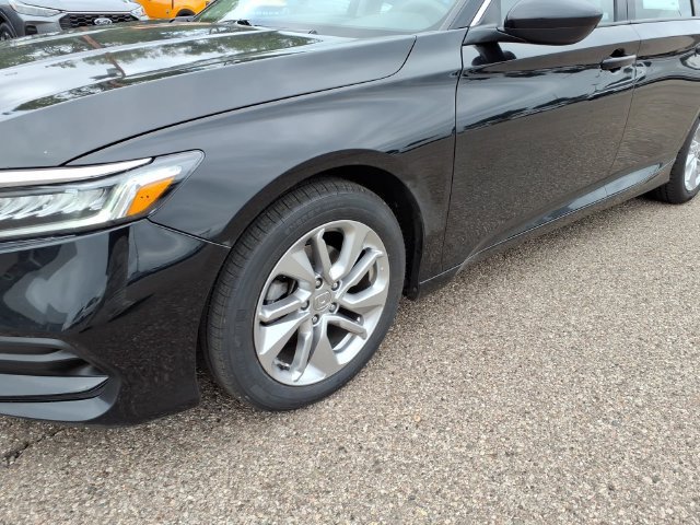 Used 2019 Honda Accord LX image 4