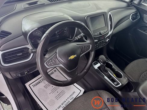 Used 2022 Chevrolet Equinox LT image 9