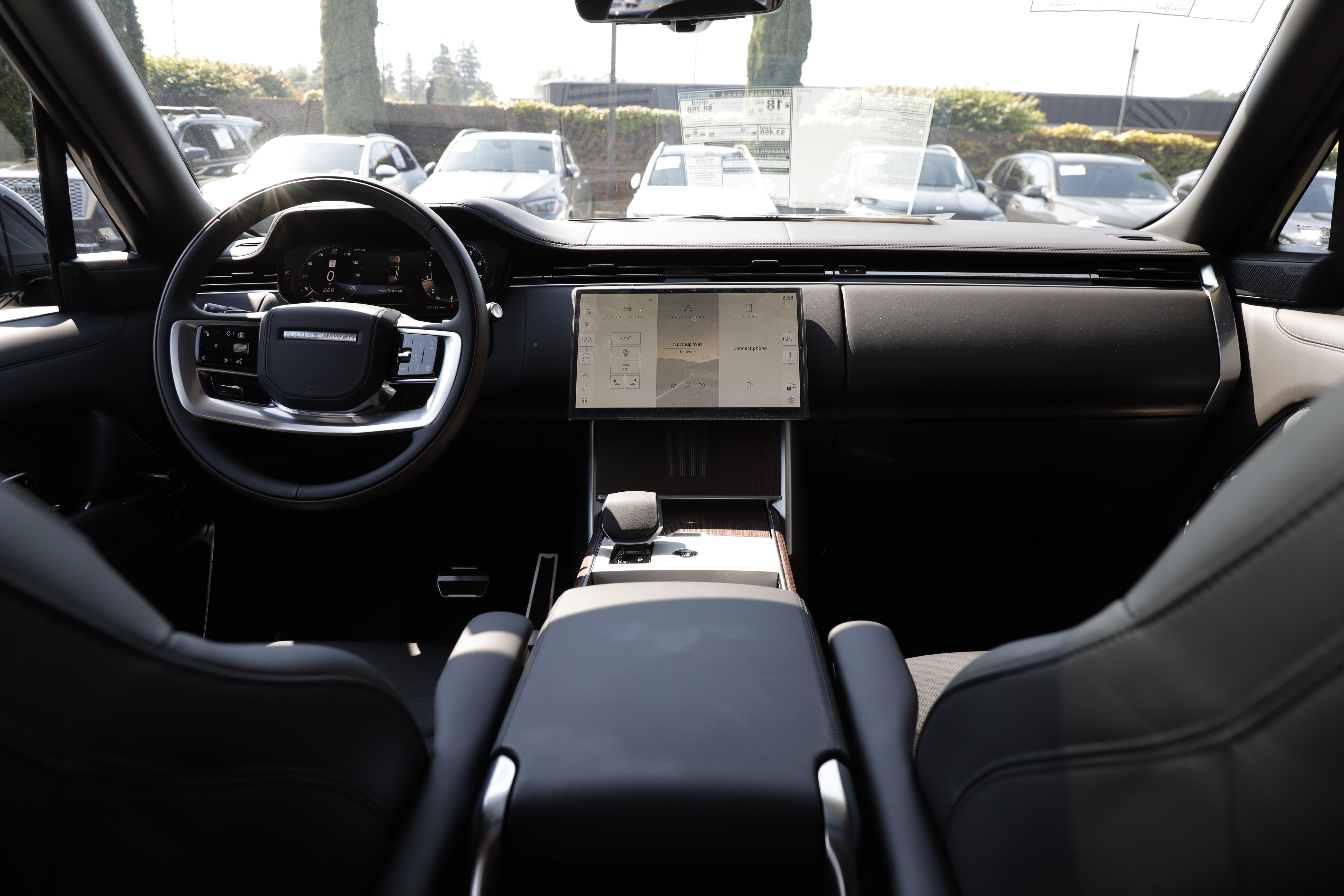New 2026 Land Rover Range Rover Long Wheelbase Autobiography AWD/4WD image 17