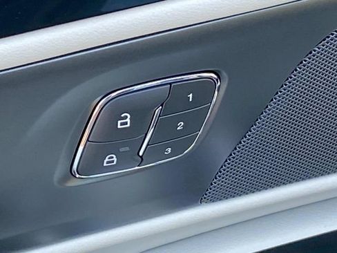 New 2026 Lincoln Nautilus Reserve w/ Jet Appearance Package image 12