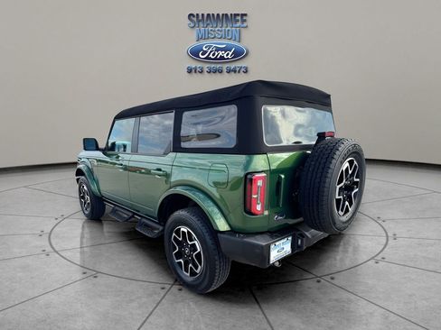 Used 2024 Ford Bronco Outer Banks image 7