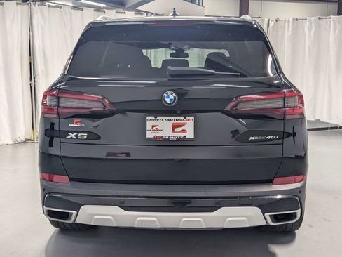 Used 2022 BMW X5 xDrive40i w/ Parking Assistance Package image 27