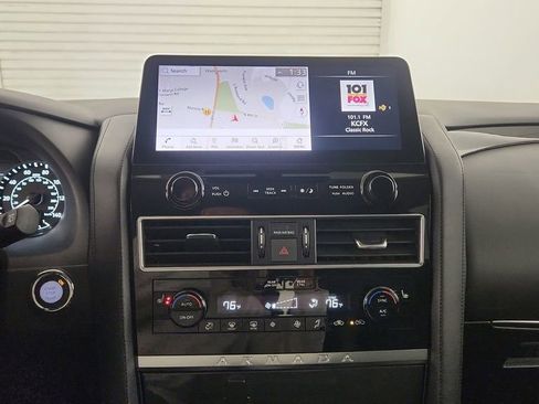 Used 2023 Nissan Armada SV image 12