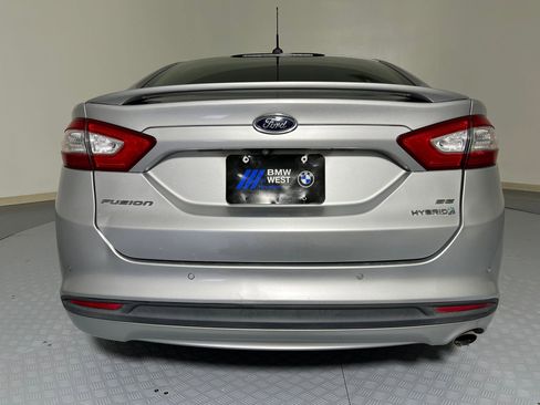 Used 2016 Ford Fusion SE image 10