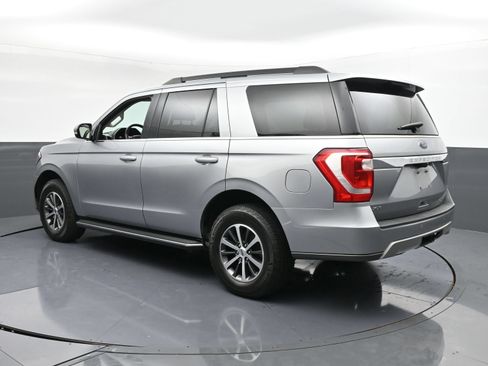 Used 2021 Ford Expedition XLT RWD image 6