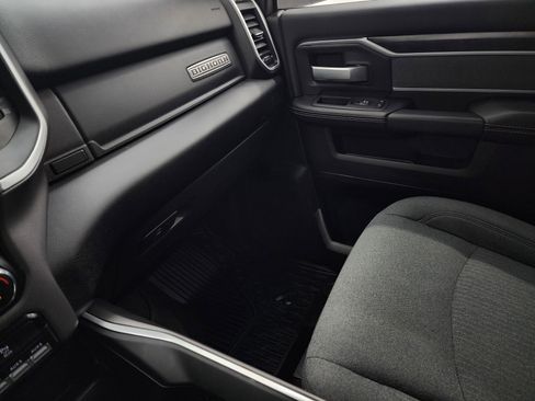 Used 2022 RAM 3500 Big Horn w/ Level C Equiment Group image 13