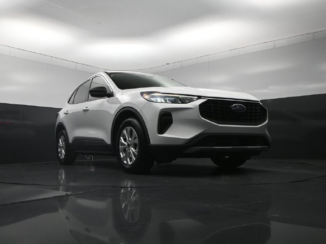 Used 2023 Ford Escape Active FWD image 34