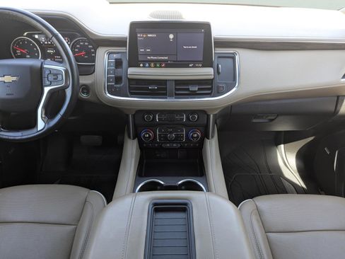 Used 2021 Chevrolet Tahoe Premier w/ Premium Package RWD image 18